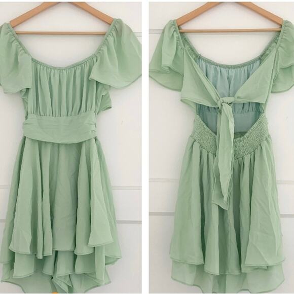 Green Ruffle Romper Dress w Built in Shorts Tropical Vacation Size Small - Picture 1 of 8